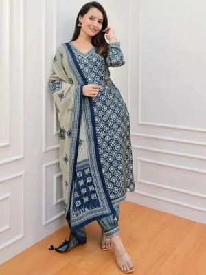 Women Rayon Kurta Palazzo Dupatta Set